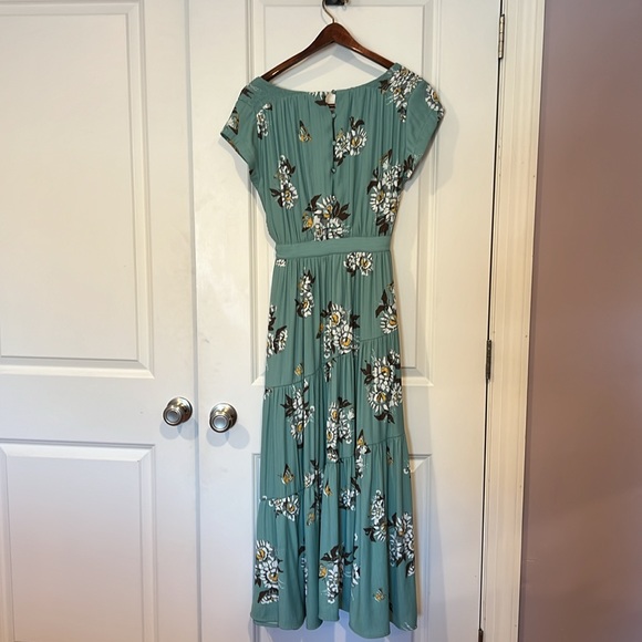 Free People midi dress, size small. Used. Good condition. - Picture 2 of 3